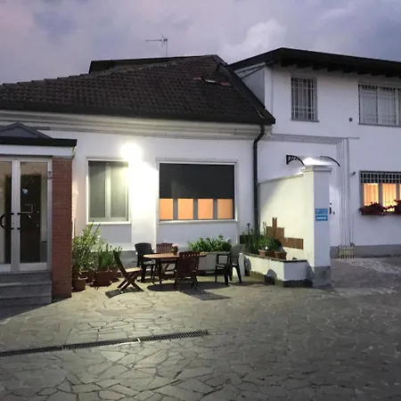 Milano Canal Apartments-3